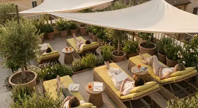 Sun-Spun Sanctuaries: Outdoor Furniture That Shapes Your Day